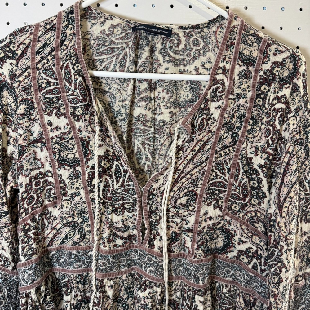 American Eagle Outfitters Blouse Womens Large Paisley Tassel 3/4 Sleeve Boho Top - Picture 2 of 10